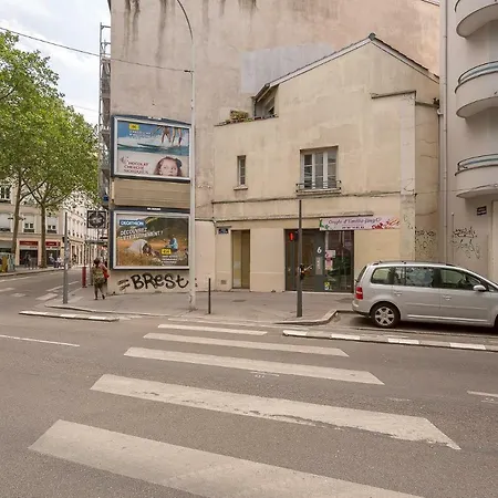 Very Spacious Studio ✦ Saxe Gambetta ✦ Lyon